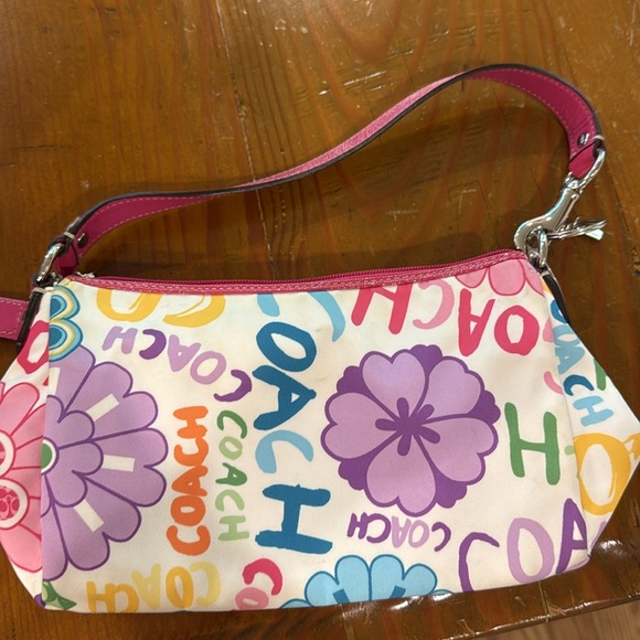 Coach small purse - Picture 5 of 7